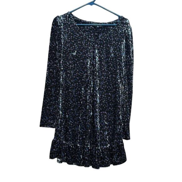 wild fable Dresses & Skirts - Wild Fable Size Small Long Sleeve Ditzy Floral Velvet Mini Dress